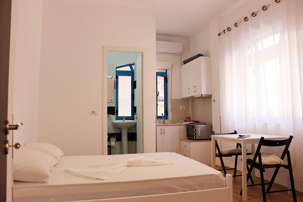 Hercules House Hotel Sarande Exterior photo